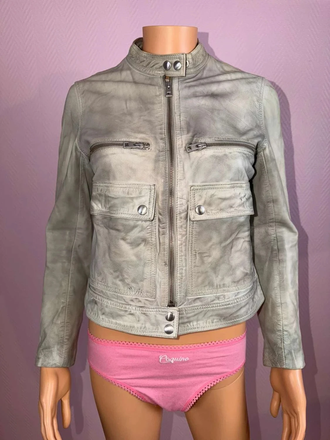 Veste zadig et Voltaire propre bien lire taille s